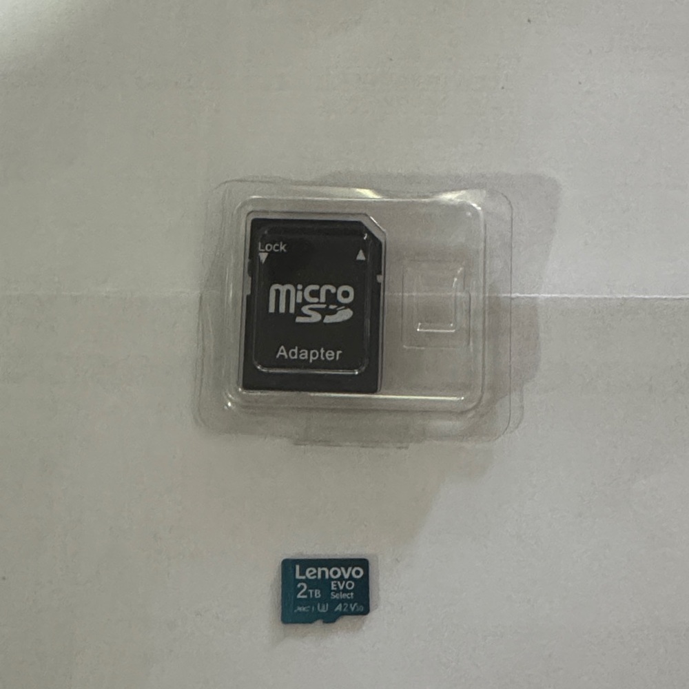 Lenovo MicroSD Card 2TB with Adapter - Black and Teal